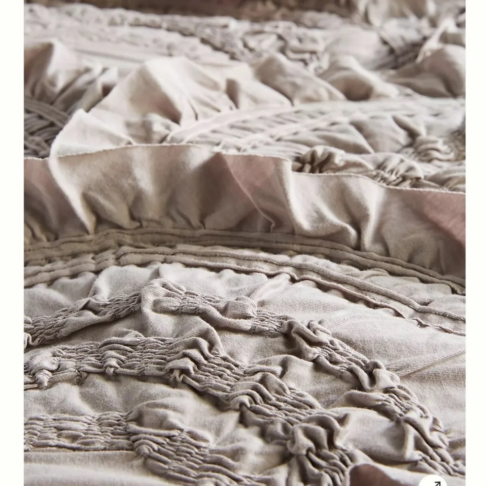 Anthropologie Rivulets Queen Quilt NWT Gray Bedding Ruffle Textured